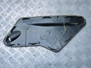 заглушка двери задней правой Audi Q7 4L 2006, 3.0 л., TDi, BUG, дизель, АКПП, бежево-серый, внедорожник 5 дв., полный привод, правый руль, 4L0839916A