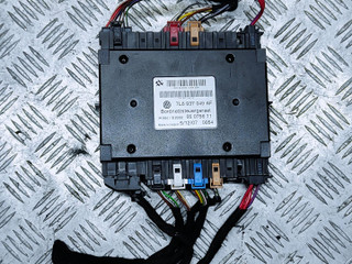 Блок управления BCM (Body Control Module) Volkswagen Touareg 1 поколение [рестайлинг] 2007, 2.5 л., TDi, BPE, дизель, АКПП, чёрный, внедорожник 5 дв., полный привод, правый руль, 7L6937049AF