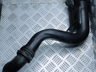 патрубок интеркулера Volkswagen Passat B6 2006, 1.9 л., BKC, дизель, 5МКПП, передний привод, 1K0145762P
