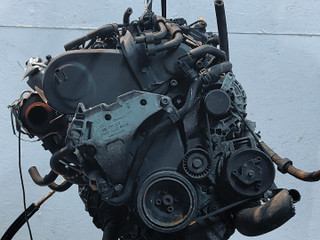 двигатель Volkswagen Passat B7 2014, 2.0 л., TDi, CFFB, дизель, АКПП, передний привод, CFF, CKT, CFFB, CFFA, CFG, CLJ, CFH, CLL, CLA, CKTB, CAA, CFF
