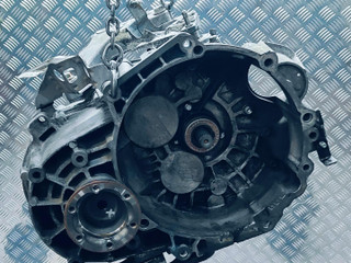 КПП механическая (МКПП) Volkswagen Passat B6 2006, 2.0 л., TFSI, BWA, бензин, 6МКПП, передний привод, JLW