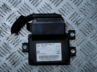 блок управления ручником Volkswagen Passat B6 2007, 2.0 л., TDi, дизель, 6МКПП, серебристый, универсал, передний привод, правый руль, 3C0907801J