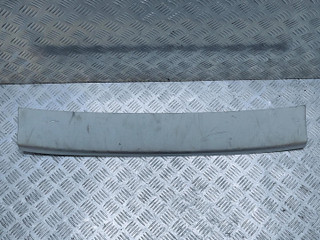 накладка внутренняя на заднюю панель кузова Volkswagen Passat B6 2007, 2.0 л., TDi, дизель, 6МКПП, серебристый, универсал, передний привод, правый руль, 3C9867617B