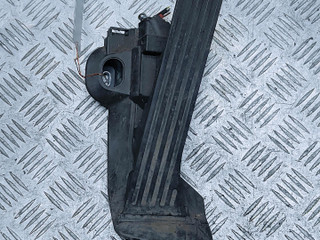 педаль Volkswagen Passat B6 2007, 2.0 л., TDi, дизель, 6МКПП, серебристый, универсал, передний привод, правый руль, 1K2721503M