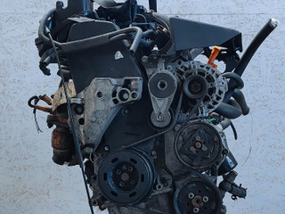 двигатель Volkswagen Golf 4 поколение 1998, 1.6 л., i, AKL, бензин, 5МКПП, передний привод, AKL, AKL