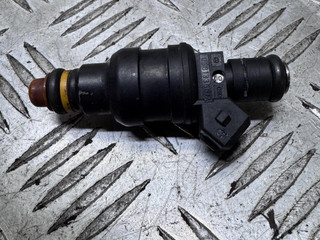 форсунка Audi A6 4A/C4 1996, 1.8 л., i, бензин, 0280150444, 058133551A