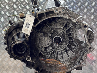 КПП механическая (МКПП) Volkswagen Golf 4 поколение 1999, 1.4 л., i, APE, бензин, 5МКПП, передний привод, DUU, DUW, DUW