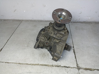 раздаточная коробка Nissan X-Trail T30 (2000 - 2004), 331008H513