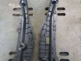 Кронштейн полки багажника Renault Laguna 3 поколение 2009, 2.0 л., дизель, МКПП, хетчбэк 5 дв.