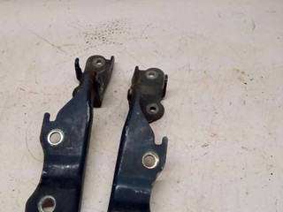 петля капота Hyundai Terracan 1 поколение [рестайлинг] 2004, 2.9 л., дизель, МКПП, внедорожник 5 дв.