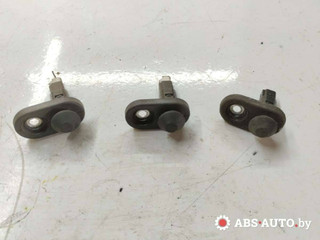 выключатель концевой (концевик) Toyota RAV4 3 поколение (XA30) [рестайлинг] 2010, 2.2 л., 2AD-FTV, дизель, МКПП, внедорожник 5 дв., 8423160070
