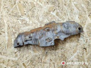 защита (экран) выпускного коллектора Nissan Primera P12 2003, 2.2 л., дизель, МКПП, универсал