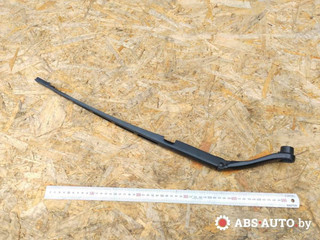 щеткодержатель (поводок стеклоочистителя, дворник) Citroen C5 2 поколение 2011, 1.6 л., дизель, АКПП, универсал, 9682797980