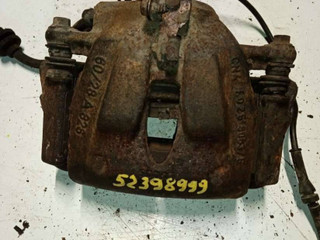 суппорт передний правый Peugeot 807 1 поколение 2006, 2.0 л., RHM (DW10ATED4), дизель, АКПП, минивэн, 6028A826, F02518063