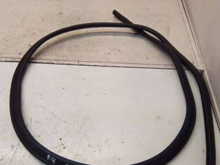 уплотнитель подкапотного пространства Mercedes-Benz S W221 5 поколение (2005-2009) 2006, 3.0 л., дизель, АКПП, A2216280598