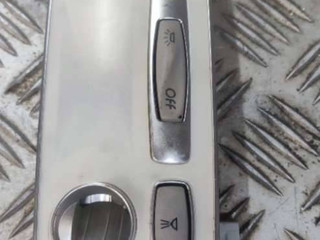 фонарь салона (плафон) Renault Laguna 3 поколение 2009, 2.0 л., дизель, МКПП, хетчбэк 5 дв., 264300003R