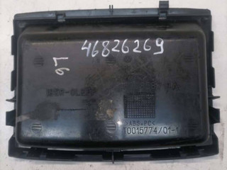 пластик Volkswagen Polo 4 поколение 2002, 1.2 л., бензин, МКПП, 600858719A, T0015774, 01.1