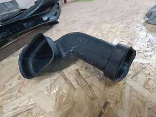 воздухозаборник Hyundai Coupe GK 2002, 2.0 л., бензин, МКПП, купе, 28211-2C100