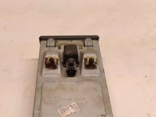 пепельница Nissan Almera N16 2002, 1.5 л., бензин, МКПП, седан, 68820BM402