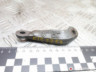 кронштейн КПП Mercedes-Benz B-Класс W245 2008, 2.0 л., OM 640.941, дизель, АКПП, A1693711740