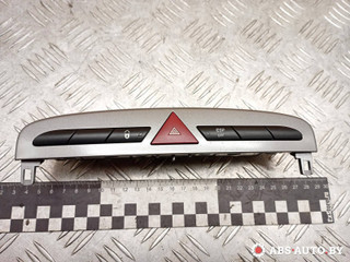 кнопка (выключатель) Peugeot 308 T7 2010, 1.6 л., 9HY (DV6TED4), дизель, МКПП, черный, хетчбэк 5 дв., 706380