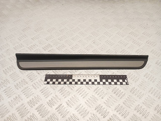 накладка на порог внутренняя Renault Laguna 2 поколение 2004, 1.8 л., бензин, МКПП, хетчбэк 5 дв., 8200026635