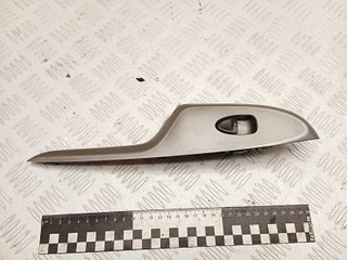 кнопка стеклоподъемника двери задней правой Honda Civic 8 поколение 2008, 2.2 л., N22A2, дизель, МКПП, хетчбэк 5 дв., правый руль, 83740SMGE020UHS