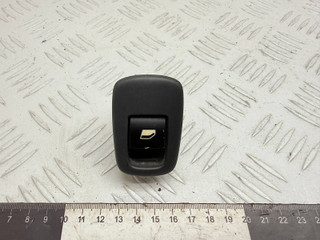кнопка стеклоподъемника двери Citroen C5 1 поколение [рестайлинг] 2006, 2.0 л., RFJ (EW10A), бензин, МКПП, хетчбэк 5 дв., 96515962ZF
