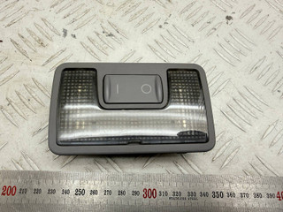 фонарь салона (плафон) Audi A6 4B/C5 1999, 2.5 л., AKN, дизель, МКПП, универсал, передний привод, 4B9947123