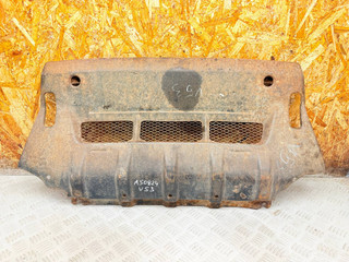 защита двигателя Mitsubishi Pajero 3 поколение 2002, 3.2 л., дизель, МКПП, внедорожник 3 дв., полный привод, MR437661