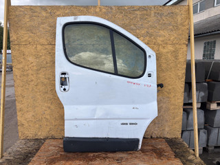 дверь передняя правая Renault Trafic 2 поколение 2003, 1.9 л., F9Q 760, дизель, МКПП, микроавтобус