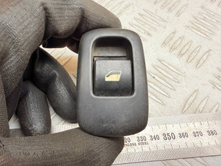 кнопка стеклоподъемника двери Citroen C5 1 поколение [рестайлинг] 2006, 2.0 л., RHR (DW10BTED4), дизель, АКПП, седан, 96515962XT, 53269770