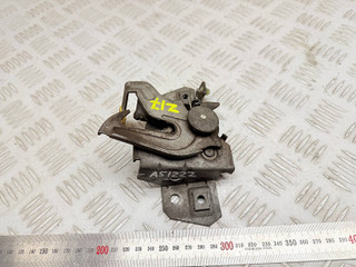 замок капота Volvo S40 2 поколение 2004, 2.4 л., B 5244 S4, бензин, АКПП, седан, 30674771, 30674772