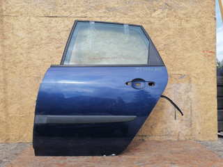 дверь задняя левая Renault Scenic 2 поколение 2005, 1.6 л., K4M 782, бензин, МКПП