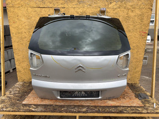 крышка багажника (дверь 3-5) Citroen C4 Picasso 1 поколение 2007, 2.0 л., RHJ (DW10BTED4), дизель, МКПП, передний привод, 0016637080, C8HD7580