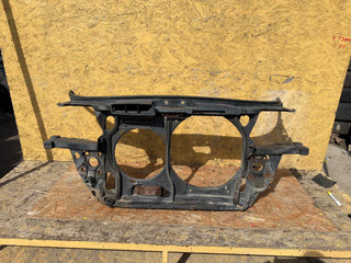 передняя панель крепления облицовки (телевизор) Audi A6 4B/C5 1999, 2.5 л., AKN, дизель, МКПП, универсал, передний привод, 1853888116