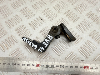 петля двери Audi A6 4B/C5 1999, 2.5 л., AKN, дизель, МКПП, универсал, передний привод, 4B0833401B