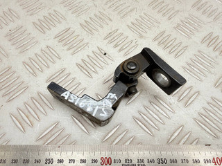 петля двери Audi A6 4B/C5 2000, 2.5 л., AKE, дизель, МКПП, седан, полный привод, 4B0833402B