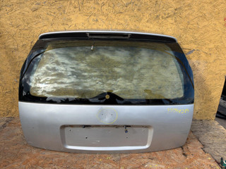 крышка багажника (дверь 3-5) Citroen C3 1 поколение 2003, 1.4 л., 8HY (DV4TED4), дизель, МКПП, передний привод