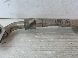 трубка системы рециркуляции EGR Skoda Octavia 2 поколение (A5) (2004 - 2009), 1.9 л., дизель, 036131521AH