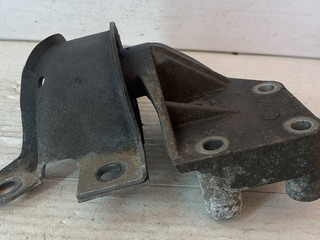 кронштейн КПП Fiat Punto 2 поколение 2001, 1.2 л., 188 A4.000, бензин, МКПП, черный, хетчбэк 3 дв., передний привод, 044A236, A2362N053