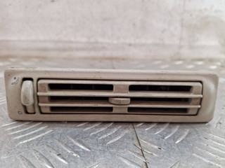 дефлектор обдува салона Volkswagen Transporter T4 (1990 - 2003), 703820963