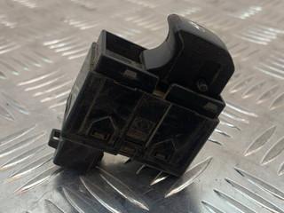 кнопка стеклоподъемника двери передней правой Daewoo Nubira J200 (2002 - 2008), 96190777