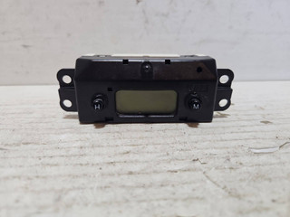 часы Ford Focus 1 поколение 2000, 1.4 л., FXDC, бензин, МКПП, серебро, хетчбэк 3 дв., передний привод, 98AB15000CCW