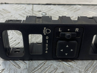 джойстик регулировки зеркал Mitsubishi Carisma 1 поколение (1995 - 1999), 47865, MR740608