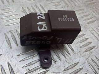реле (прочие) Ford Focus 1 поколение 2000, 1.4 л., FXDC, бензин, МКПП, серебро, хетчбэк 3 дв., передний привод, XS4114A267AA