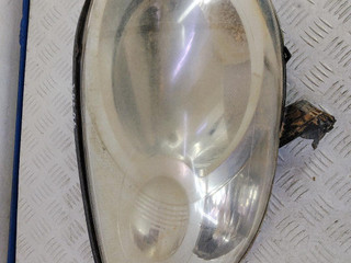 фара правая Citroen C1 1 поколение (2005 - 2008), 1.0 л., CFA (384F), бензин, робот, красный, хетчбэк 3 дв., передний привод, 89092916, 811100H090