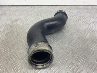 патрубок интеркулера Volkswagen Passat B6 (2005 - 2010), 2.0 л., BKP, дизель, S20112B