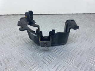 кронштейн топливного фильтра Peugeot 407 1 поколение 2006, 2.0 л., HDi, RHR (DW10BTED4), дизель, 6МКПП, черный, передний привод, 536643A