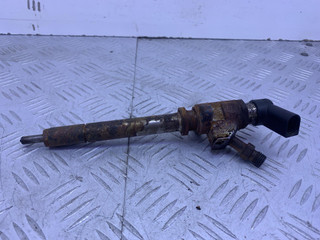 форсунка Peugeot 407 1 поколение 2006, 2.0 л., HDi, RHR (DW10BTED4), дизель, 6МКПП, черный, передний привод, 9657144580